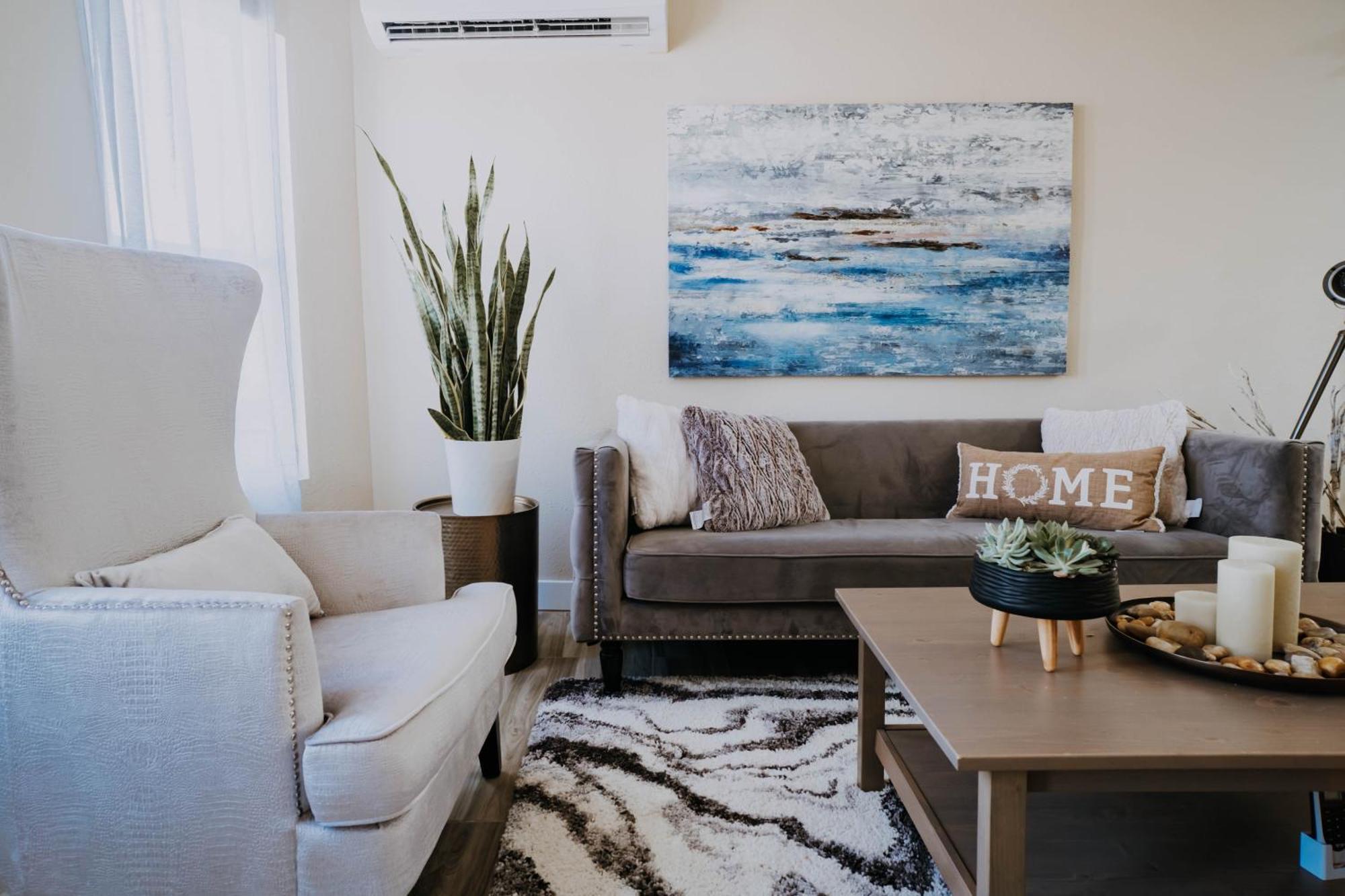 Cozy 2br Bungalow Nestled In The Heart Of La Ferienhaus Los Angeles